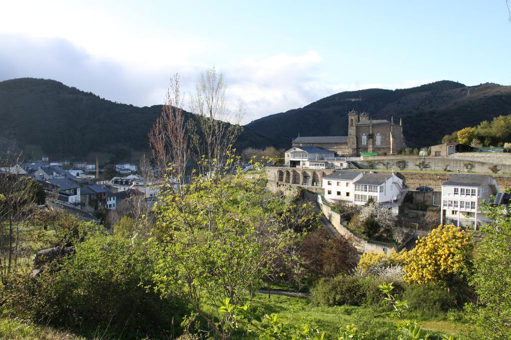 Venecia Bed&Breakfast Villafranca Del Bierzo Exterior foto